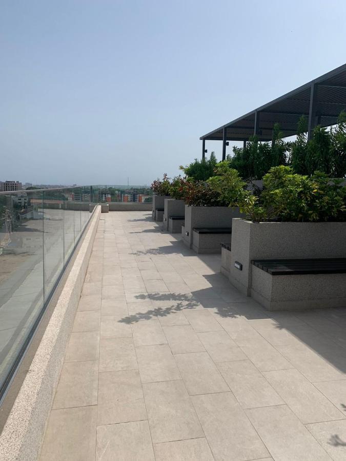 Rt Properties @ The Lennox Airport Residential Akra Dış mekan fotoğraf